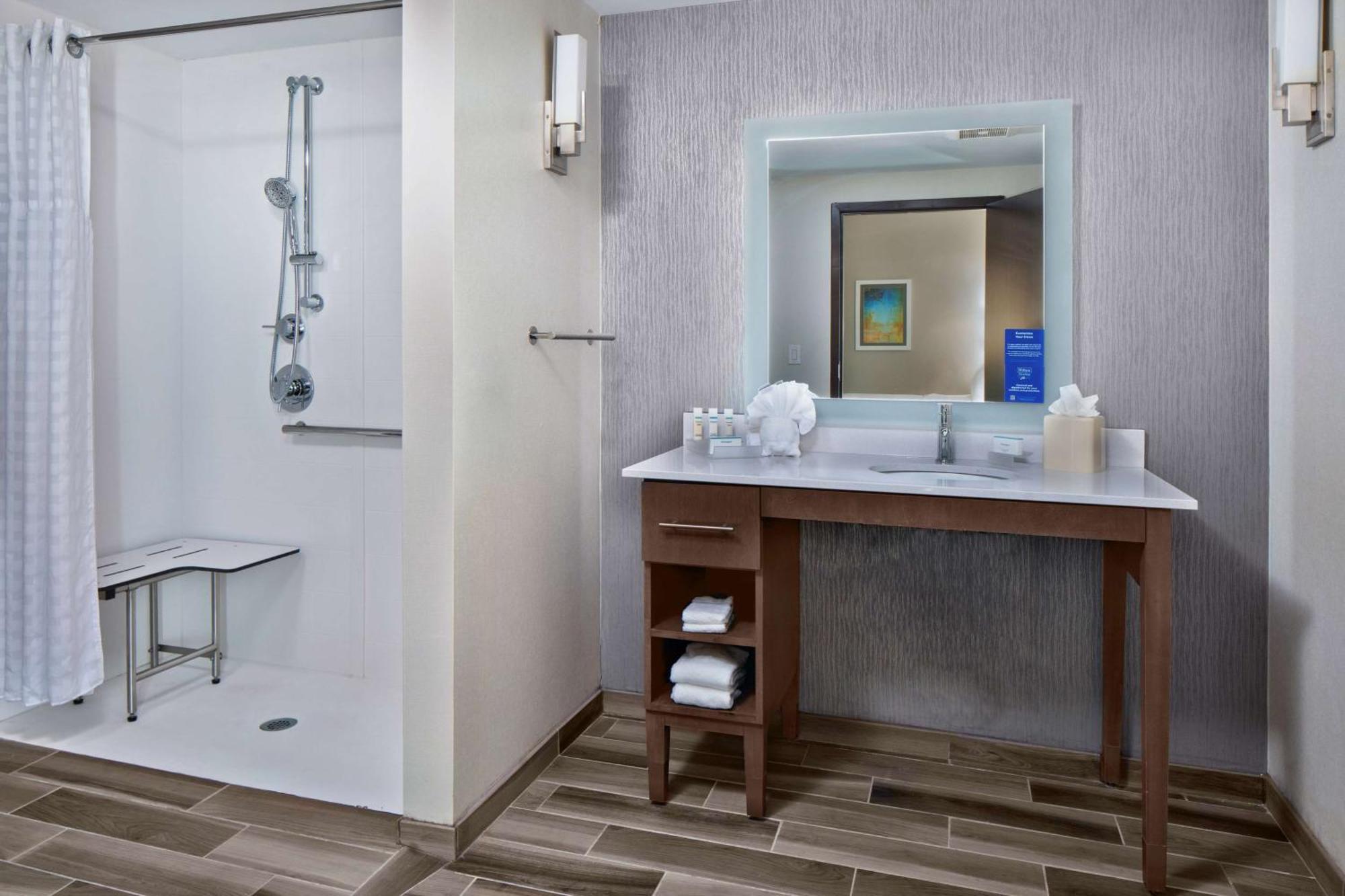Hotel Homewood By Hilton Wendover, Nc Greensboro